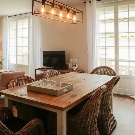 アパート Le Patio De Clara *